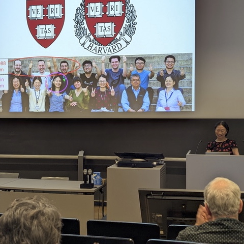 Hao Wu gives Vallee Lecture in Dresden