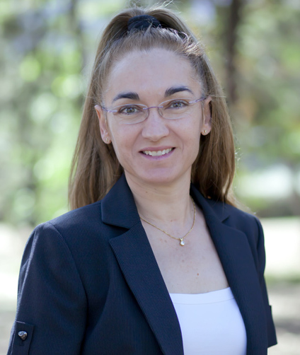 Eva Nogales